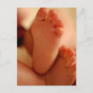 Carte Postale Photo de près des pieds bébés