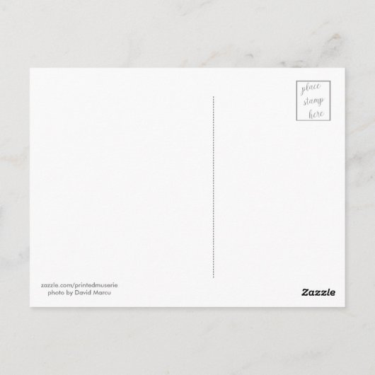 Carte Postale Photo : Fille tenant un parapluie, Reflected Blue (Dos)