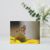 Carte Postale Photo florale jaune papillon (Debout devant)