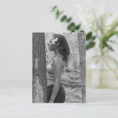 Carte postale photo Hot Outdoor Model (Debout devant)