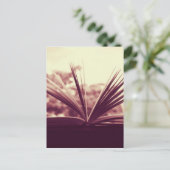 Carte Postale Photographe open book (Debout devant)