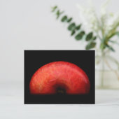 Carte Postale Photographie de portrait à moitié Apple (Debout devant)