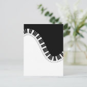 CARTE POSTALE PIANO (Debout devant)