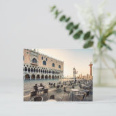 Carte Postale Piazza San Marco (Debout devant)