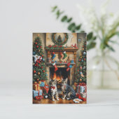Carte Postale Pièce décorée de façon festive, cheminée, chats, v (Debout devant)
