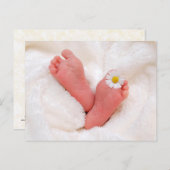 Carte Postale Pieds bébé avec marguerite (Devant / Derrière)