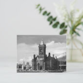 Carte Postale Pierhead Building, Cardiff, Pays de Galles, Royaum (Debout devant)