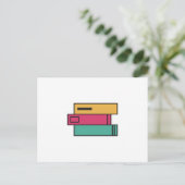 Carte Postale pile de livres (Debout devant)