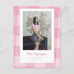 Carte Postale Pink Plaid Grad Flat Graduation Faire-part