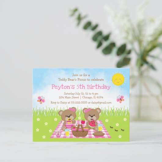 Carte Postale Pique-nique de l'ours en peluche rose Gingham Anni (Debout devant)