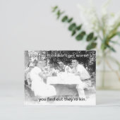 Carte Postale Pique-nique familial vintage (Debout devant)