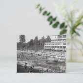 Carte Postale Piscine, vintage (Debout devant)