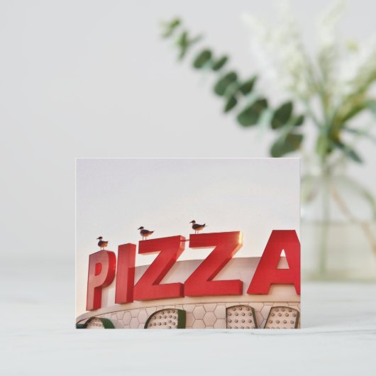 Carte postale Pizza (Debout devant)