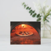 Carte Postale Pizza (Debout devant)