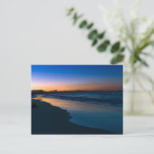 Carte Postale Plage de Byron Bay à la tombée de la nuit (Debout devant)