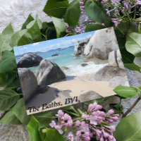 Plage pittoresque aux thermes de Virgin Gorda, BVI