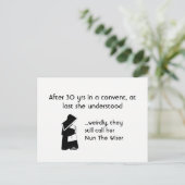 Carte Postale Plaisanterie de nonne - nettoyez l'humour, (Debout devant)