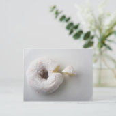 Carte Postale Plan rapproché d'un gâteau (Debout devant)