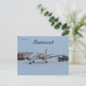 Carte Postale Plane in Arctic Bay Nunavut Canada (Debout devant)