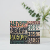 Carte Postale Plaques de licence vintages (Debout devant)