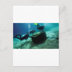 Carte Postale Plongeurs sous-marins avec coffre au trésor