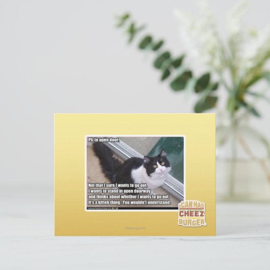 Carte Postale PLZ à la porte ouverte (Debout devant)