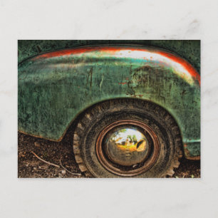 Carte Postale Pneu de Camion Vieux Vert Rusty Grungy Pneu Hubcap