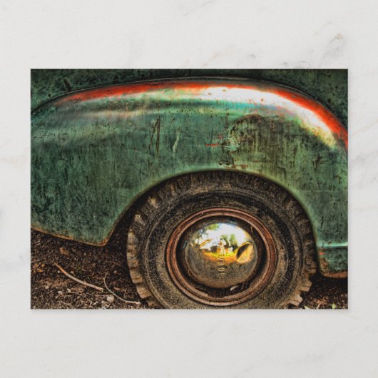 Carte Postale Pneu de Camion Vieux Vert Rusty Grungy Pneu Hubcap (Devant)