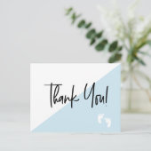 Carte Postale Poignée Bébé pieds baby shower bleu merci (Debout devant)