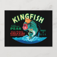 Poisson basse portant une couronne sur un Arrière 