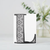 Carte Postale Police de mode, Lettre L (Debout devant)