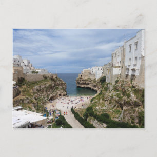 Carte Postale Polignano a Mare city beach in Puglia postcard