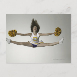 Carte Postale Pom-pom girl faisant des éclaboussures en plein ai
