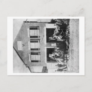 Carte Postale Pompiers avec équipement devant Firehouse