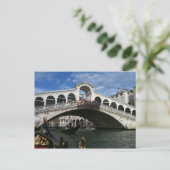 Carte Postale Pont Rialto de Venise (Debout devant)