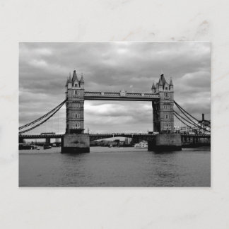 Carte Postale pont tour en noir et blanc