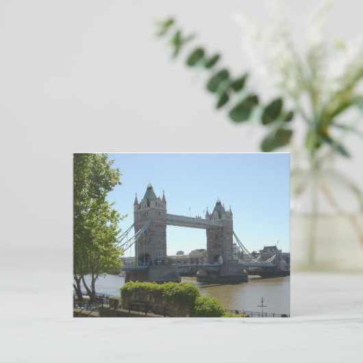 Carte Postale Pont Tower (Debout devant)