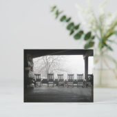 Carte Postale Porche chaise en roche avec belle vue (Debout devant)