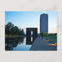 Porte du bassin de réflexion d'Oklahoma City 9:03