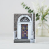 Carte postale : Portes de Dublin (Debout devant)