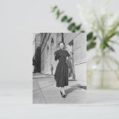 Carte Postale Portrait (Debout devant)