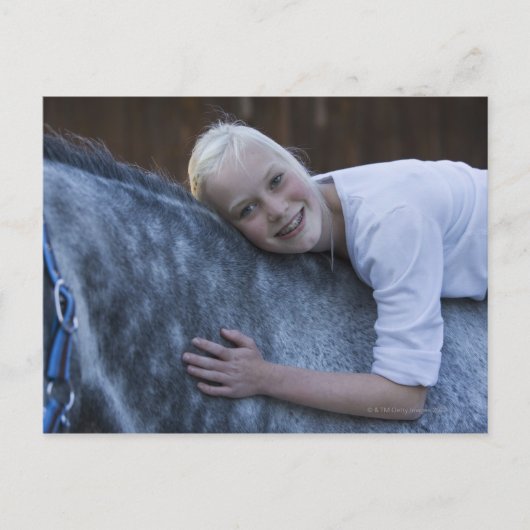 Carte Postale portrait de la jeune fille sur cheval blanc (Devant)