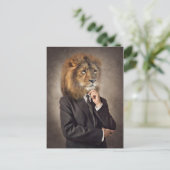 Carte Postale Portrait d'un lion (Debout devant)
