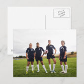 Carte Postale portrait d'une ado joueuse de football (Devant / Derrière)