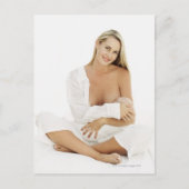 Carte Postale Portrait d'une femme allaitant un bébé (3-6 (Devant)