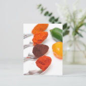 Carte Postale Poudre de chili (Debout devant)