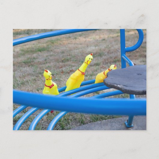 Carte Postale Poulets en caoutchouc dans un carrousel (Devant)
