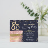 Carte postale pour une fête surprise d'anniversair (Debout devant)