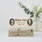 Carte Postale Premier vol du Flyer Wright 1903 (Debout devant)