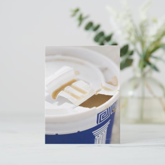 Carte Postale Prêt de café (Debout devant)